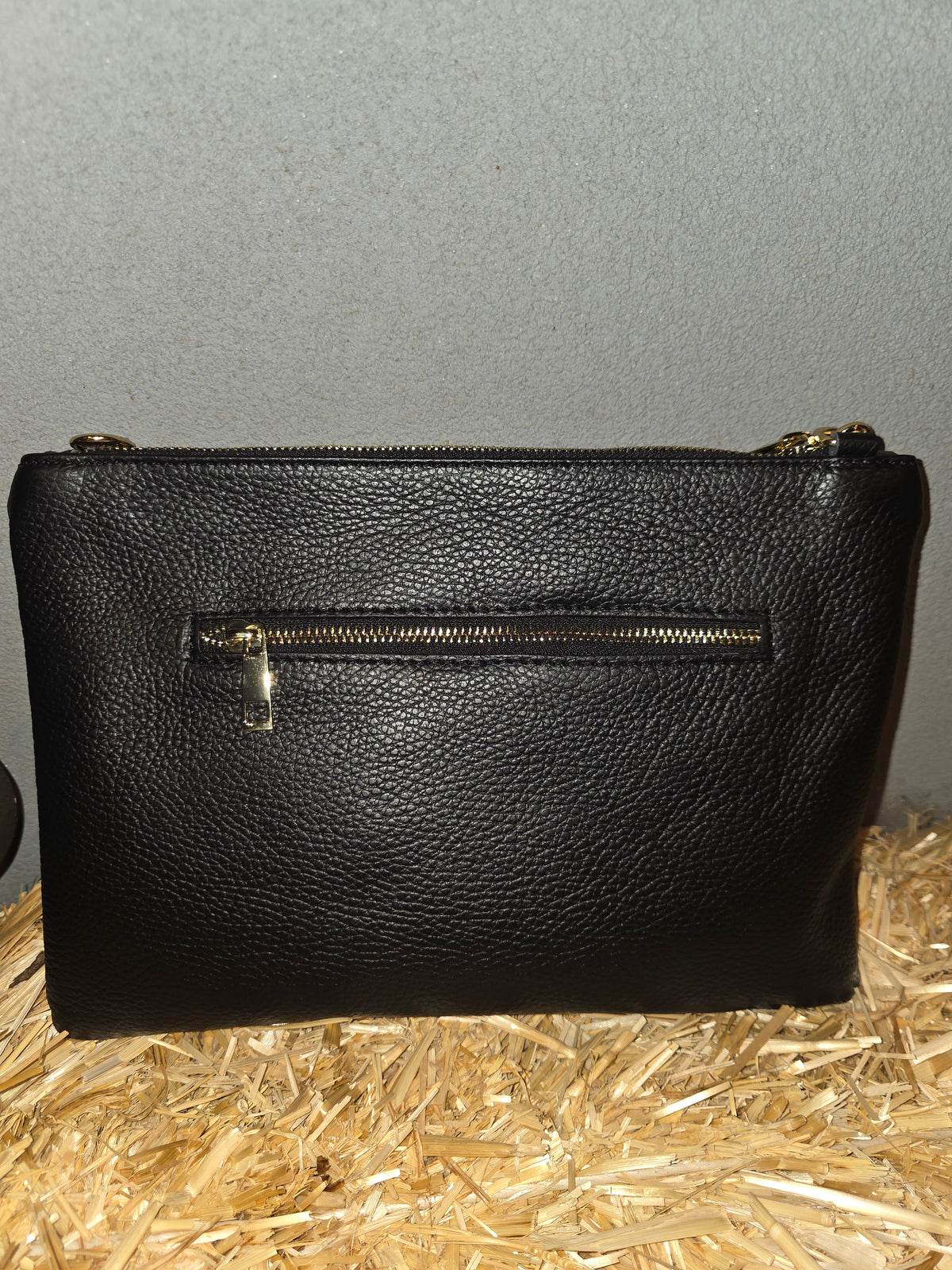 ITALIAN LEATHER ZIP WRISTLET CLUTCH