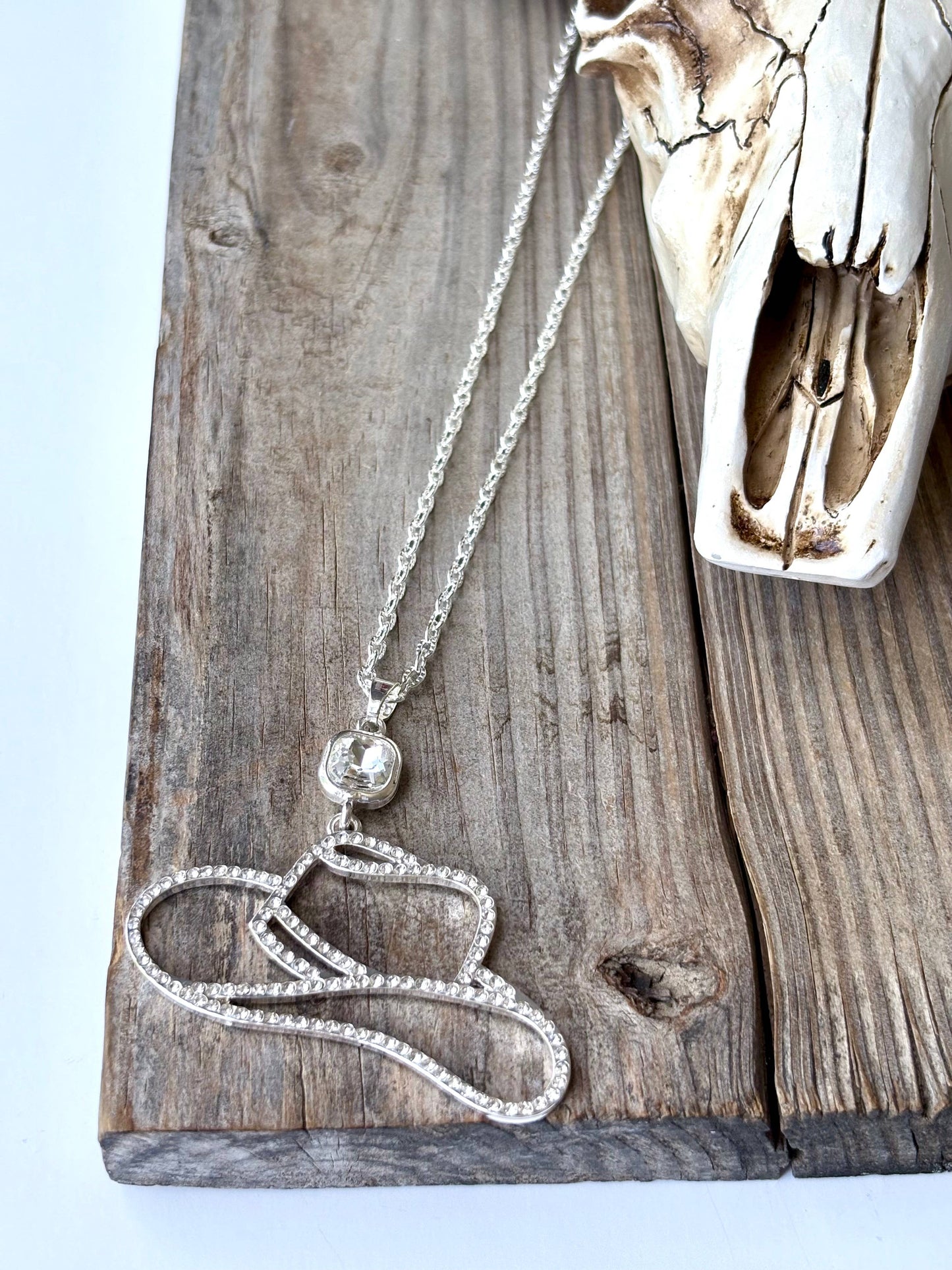 Western Style Rhinestone & Glass Stone Pendant Necklace