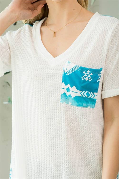 AZTEC PRINT COLOR BLOCK V NECK TOP