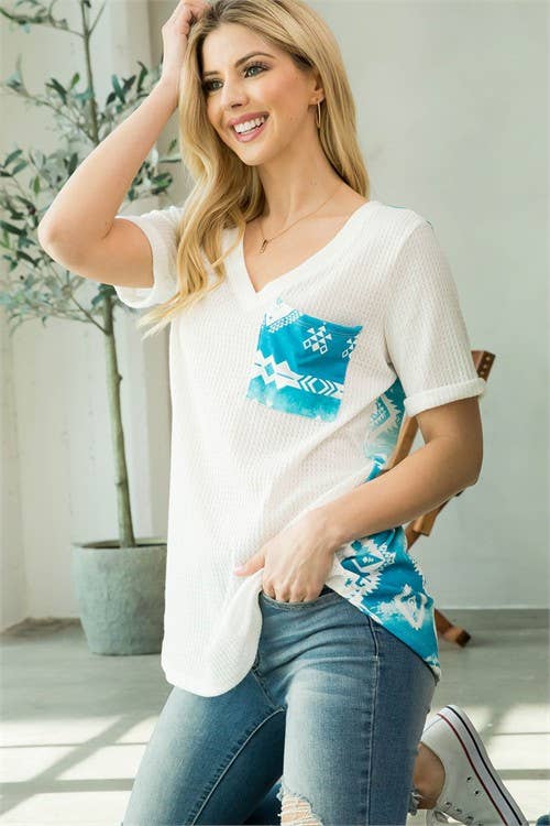 AZTEC PRINT COLOR BLOCK V NECK TOP