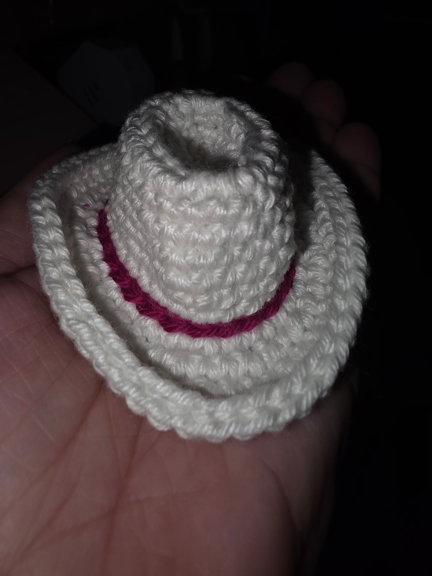 GLOW IN THE DARK HANDMADE CROCHET COWBOYHAT KEY CHAIN