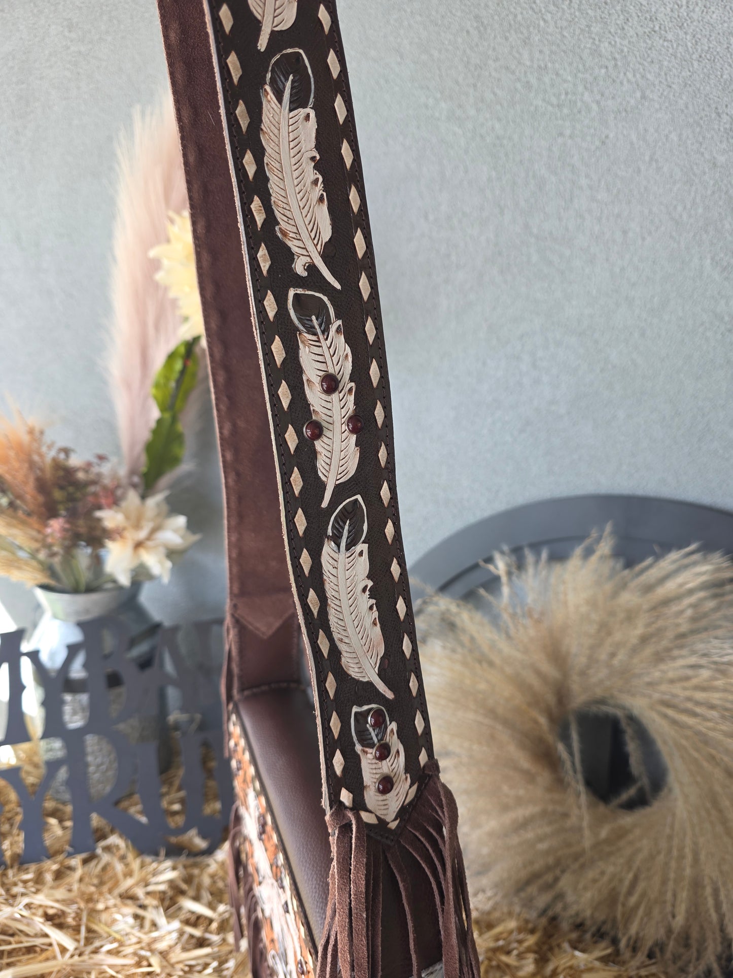 FEATHER TOTE