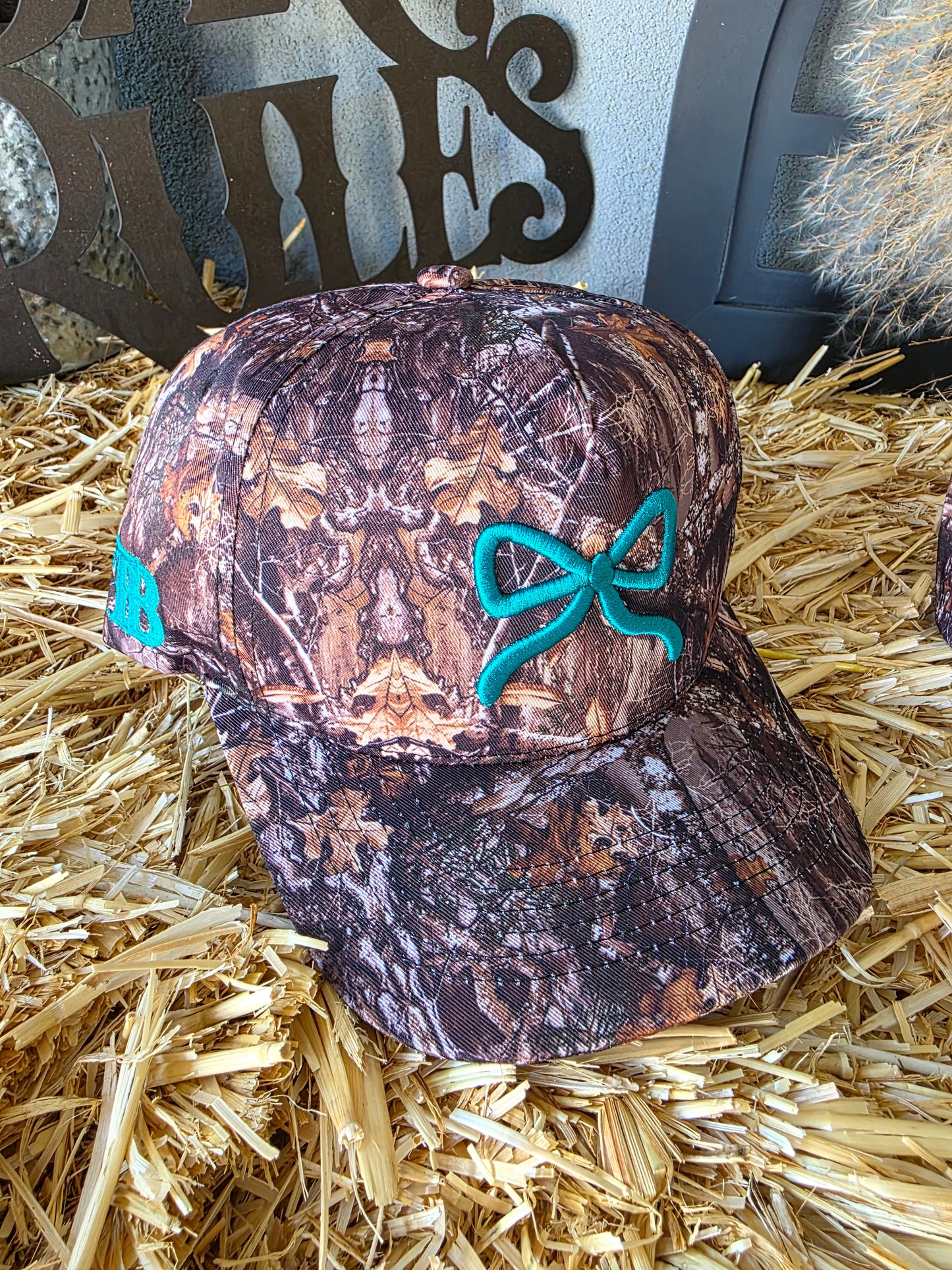 Bow Tayloraine Hat
