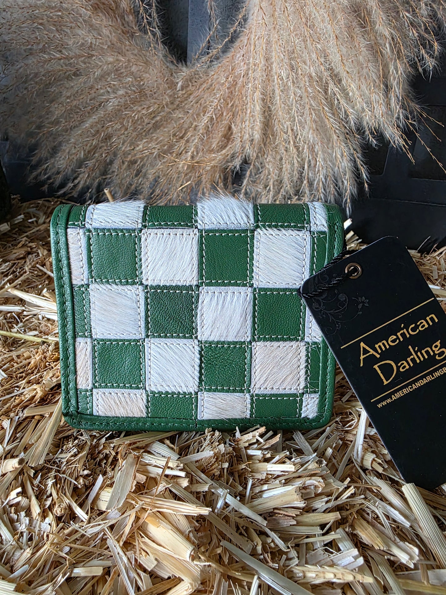 WALLET GREEN LEATHER WHITE COWHIDE