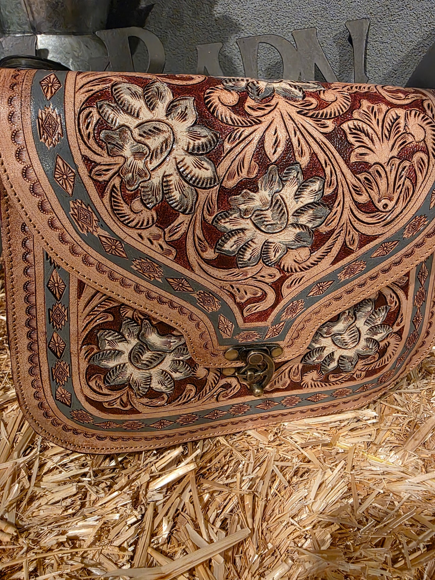 SMOKE AND SANGRIA TOOLED SADDLE BAG