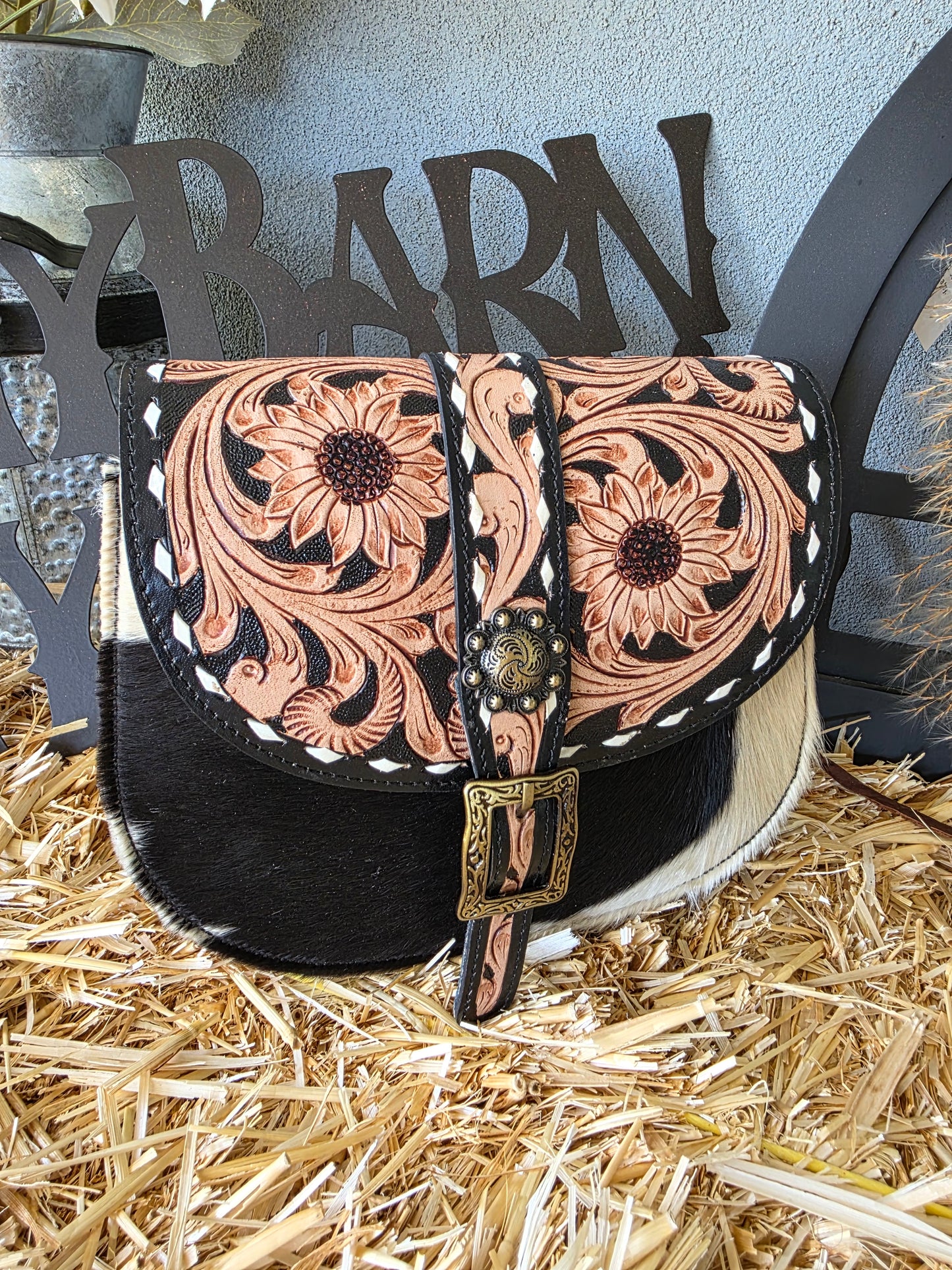 BUCKLE AND BLOOM CROSSBODY