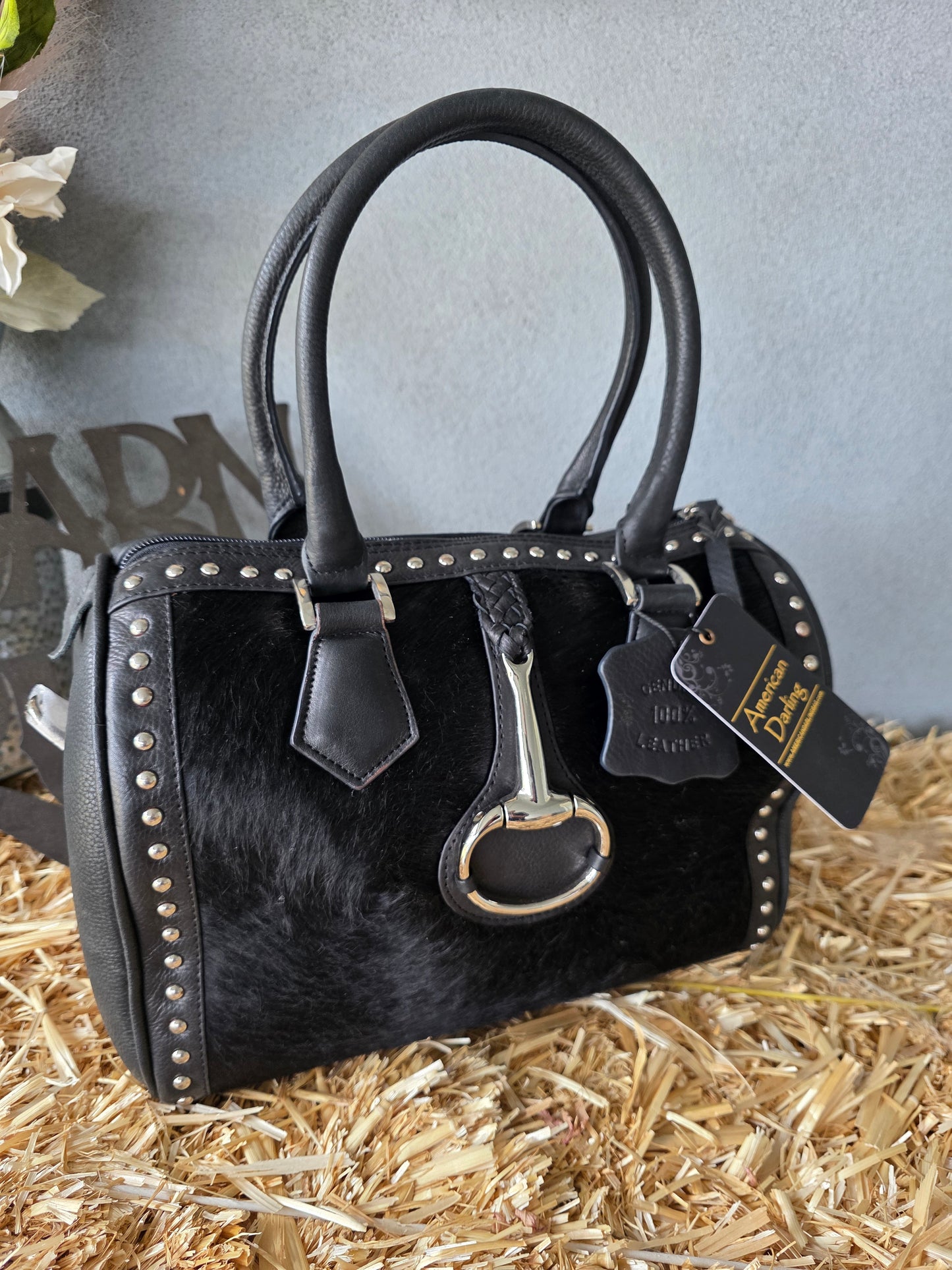 Snaffle bit duffle cowhide and leather
