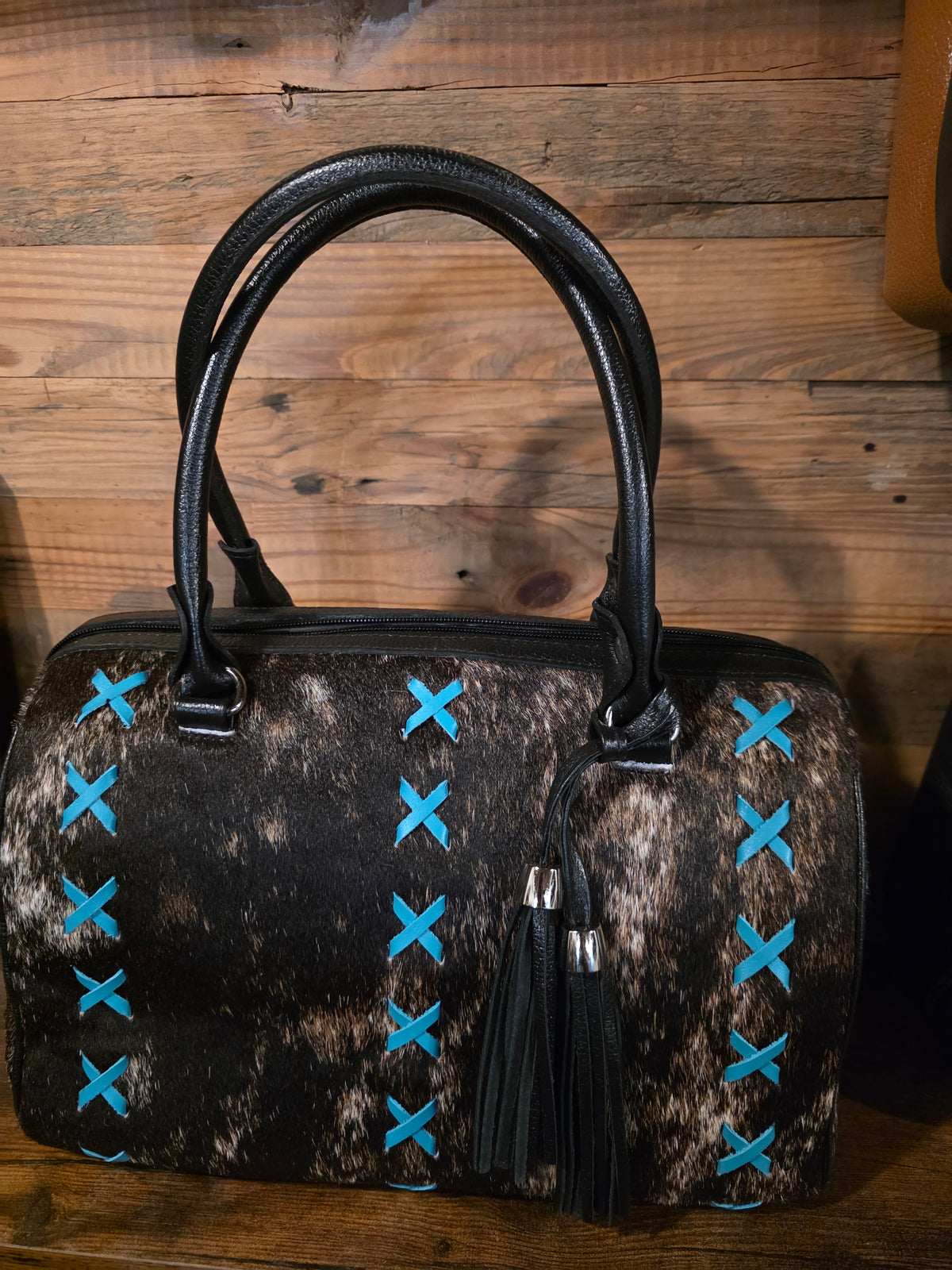 MEDIUM COWHIDE CROSSBODY