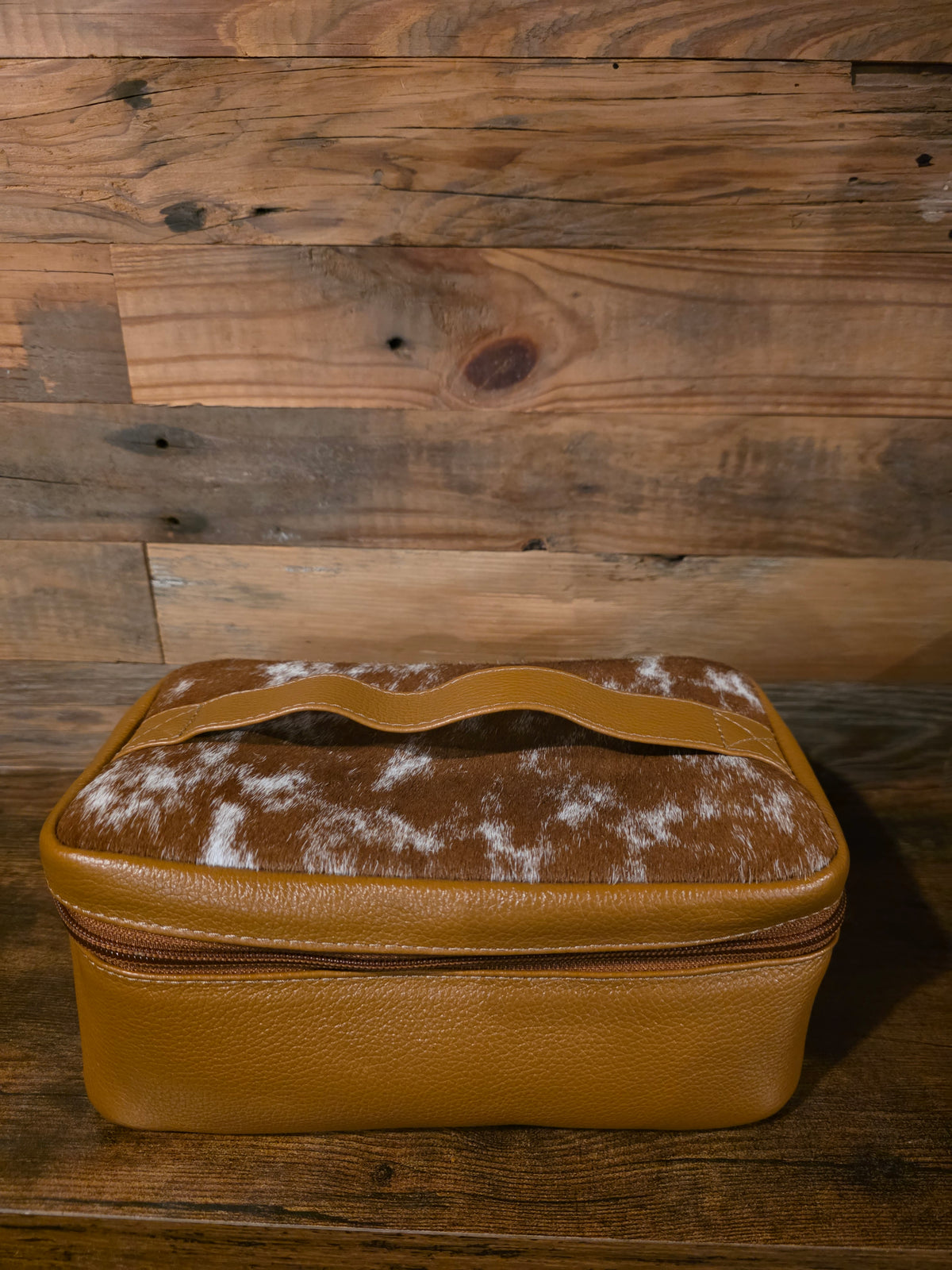MAKEUP BAG COWHIDE