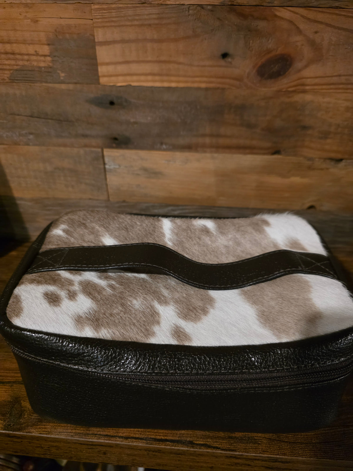 MAKEUP BAG COWHIDE