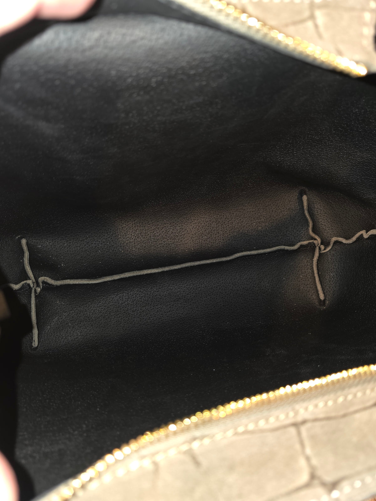 ITALIAN LEATHER CROC-EMBOSSED SHOLDER TOTE