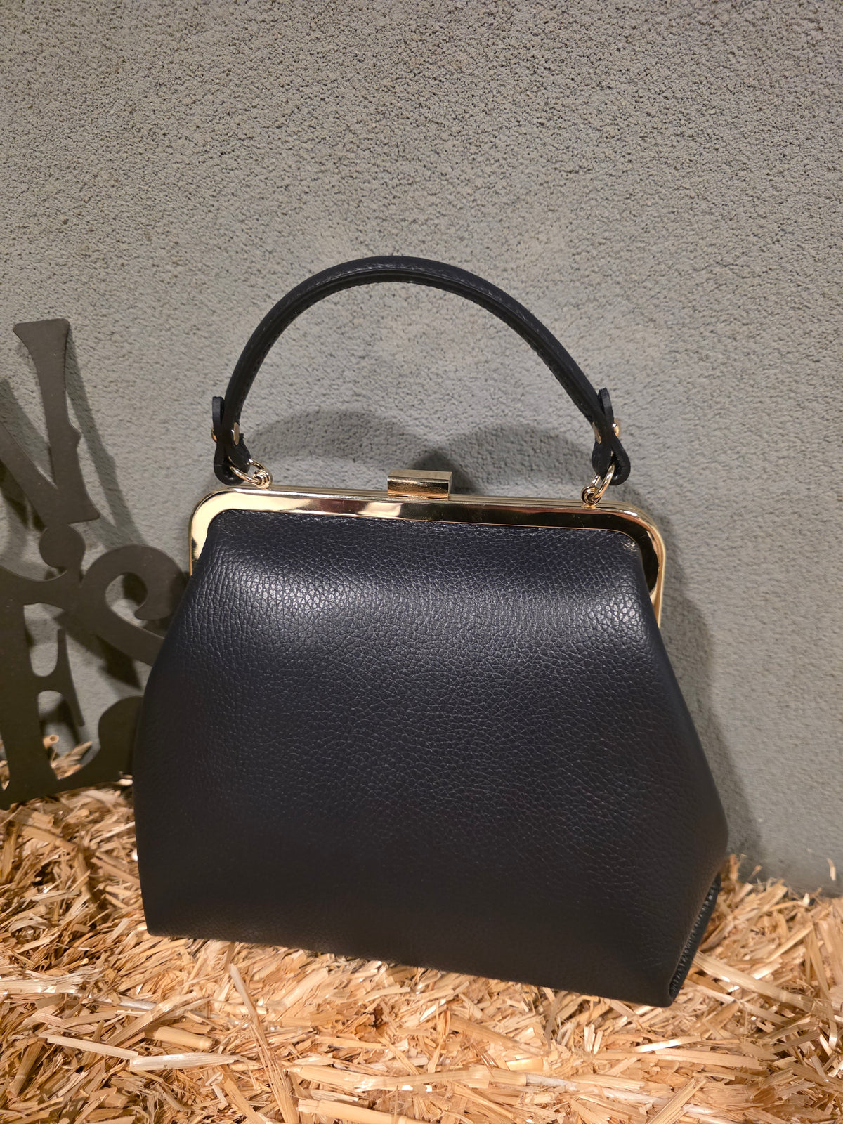 ITALIAN LEATHER FRAME DOCTOR BAG