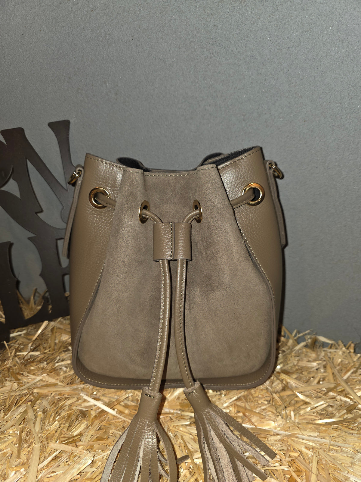 ITALIAN SUEDE LEATHER DRAWSTRING BUCKET BAG