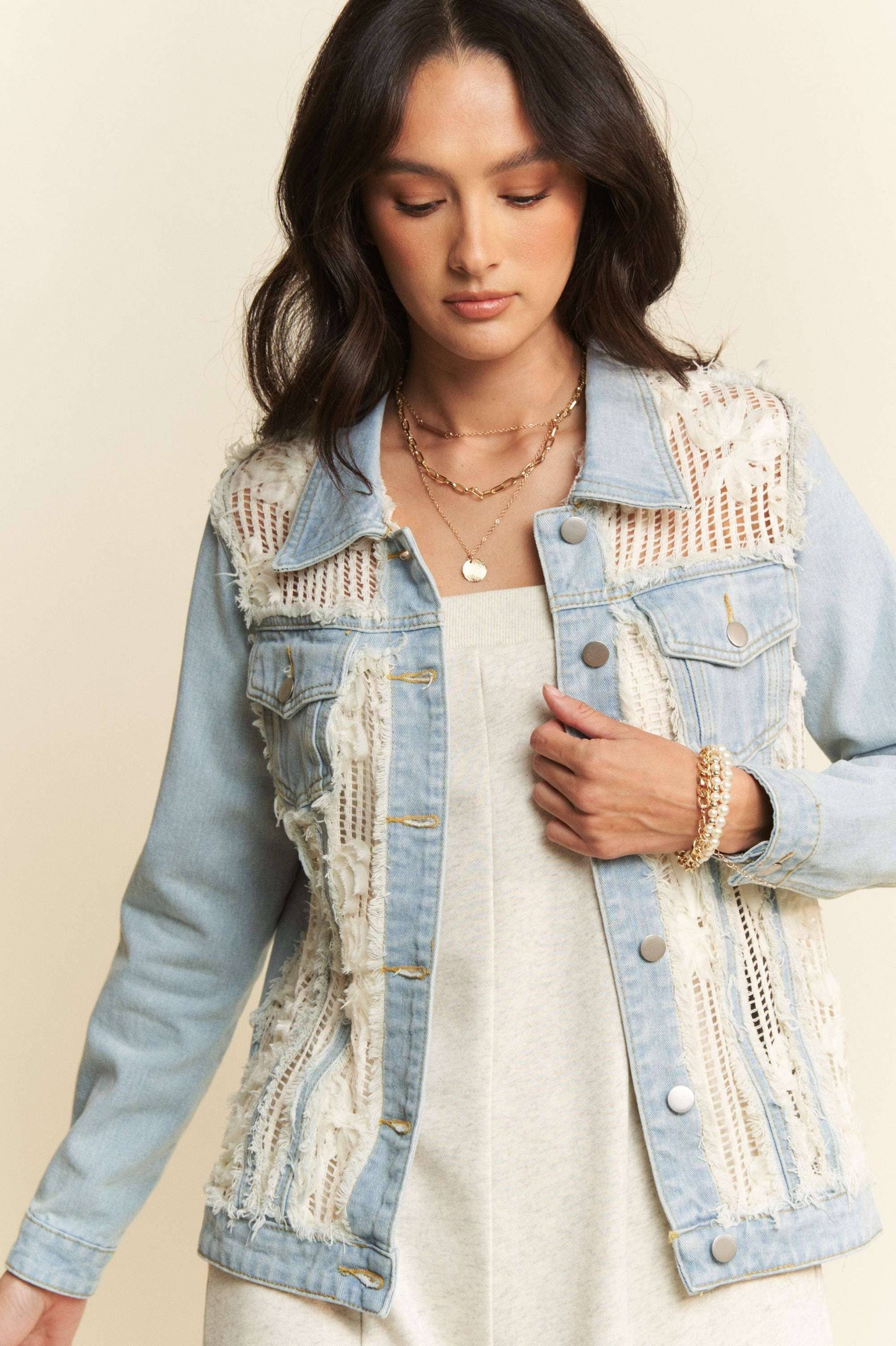 LACE CHEST POCKET BUTTON DOWN DENIM JACKET