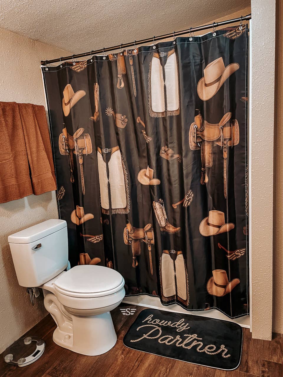 Classic Western Shower Curtain Set