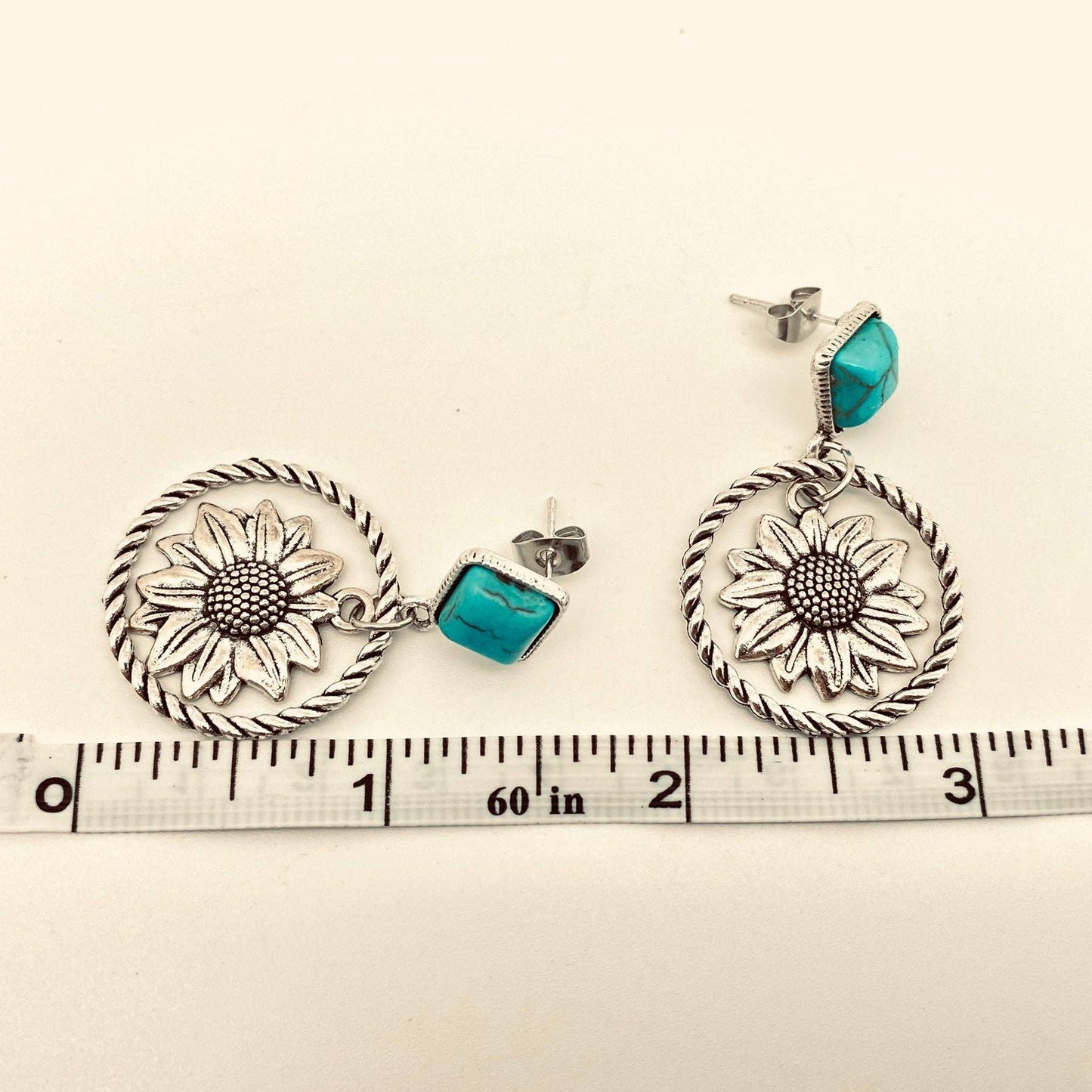 Western Style Sunflower Pendant Post Earrings
