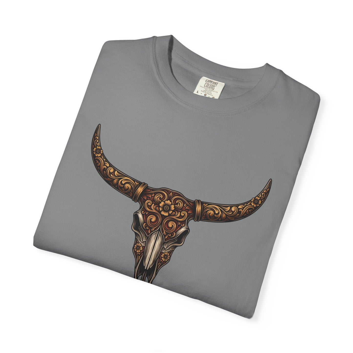 Bohemian Bull Skull T-Shirt, Unisex Vintage Style Tee for Trendy Outings, Gift for Friends, Festival Apparel, Casual Everyday Wear