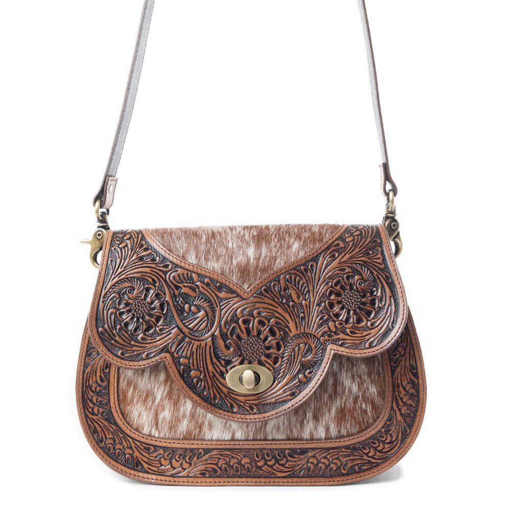 Vistas Shoulder Bag In Brown