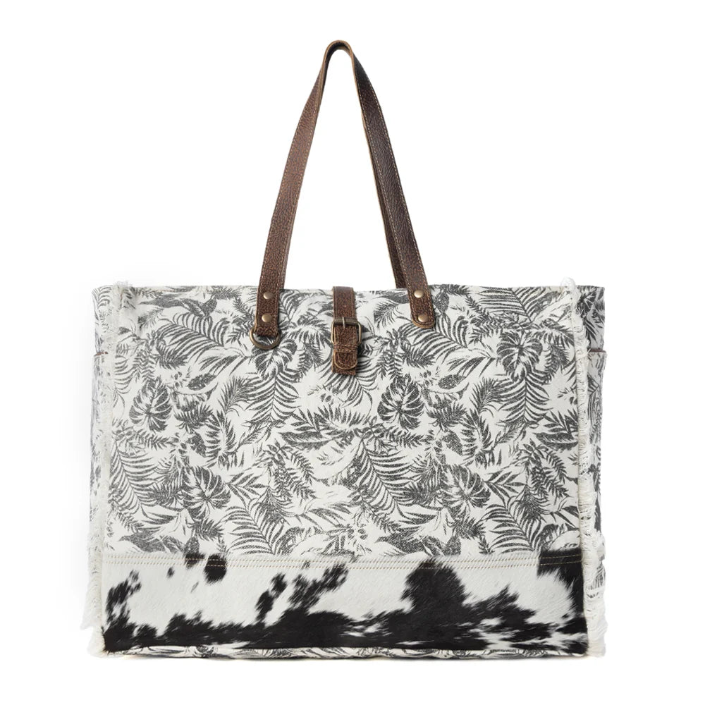 Wildfern Hide Western Weekender Bag for Women in ivory with hairon detail