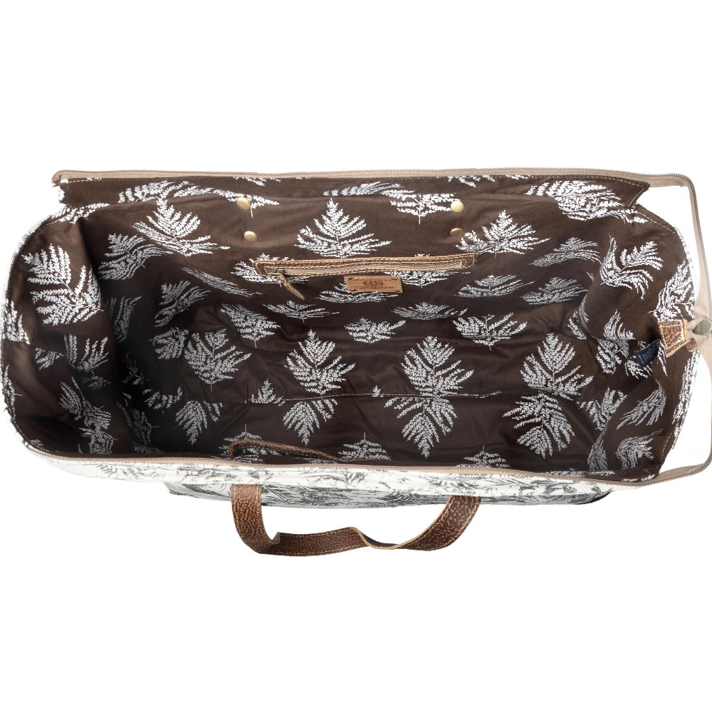 Wildfern Hide Western Weekender Bag for Women in ivory with hairon detail