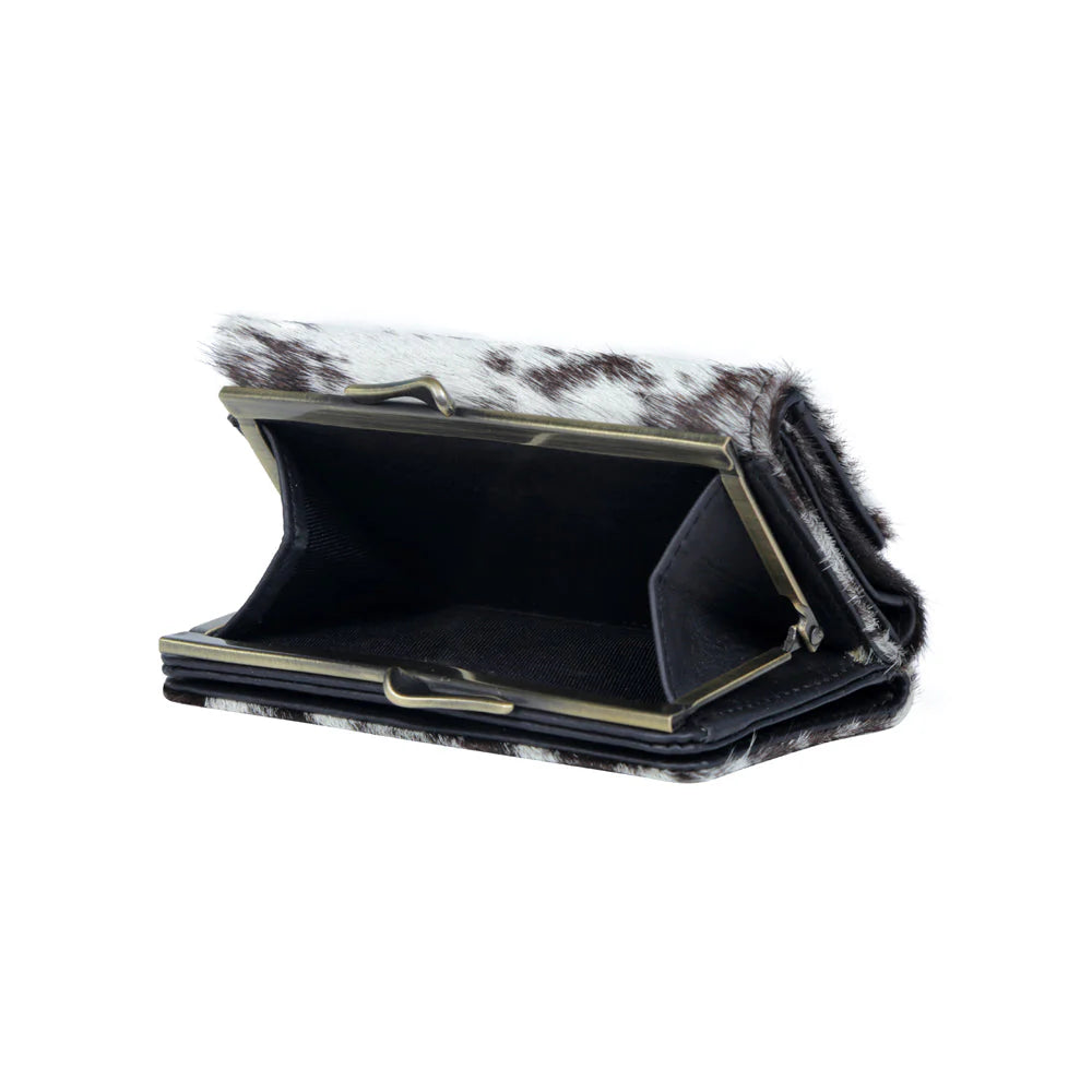 Brook Wallet RFID Protected