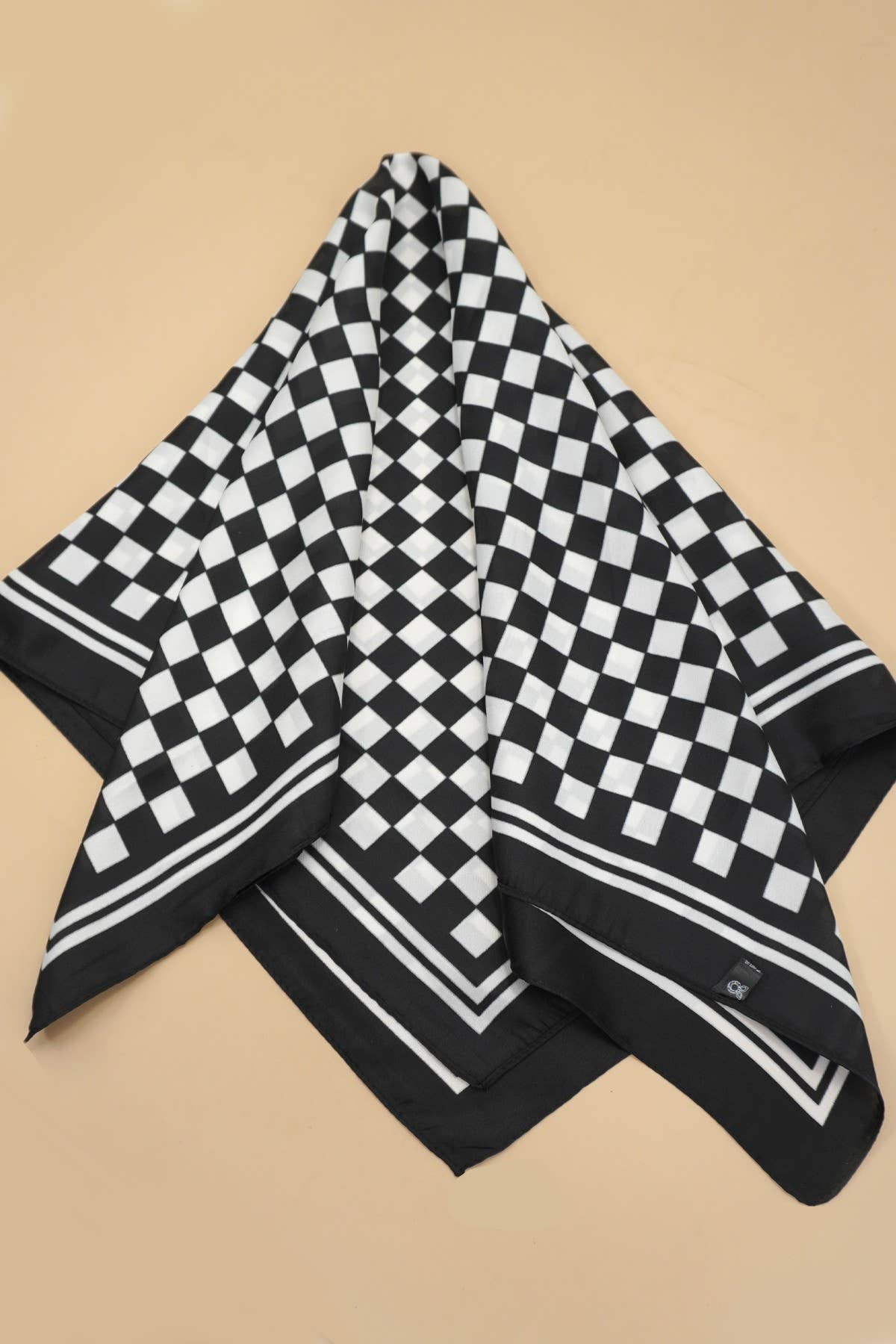 CHECKER PRINT WILD RAG